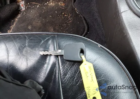 2004 Ford Mustang from USA, damaged, VIN 1FAFP446X4F146698